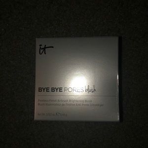 It Cosmetics Bye Bye Pores Blush